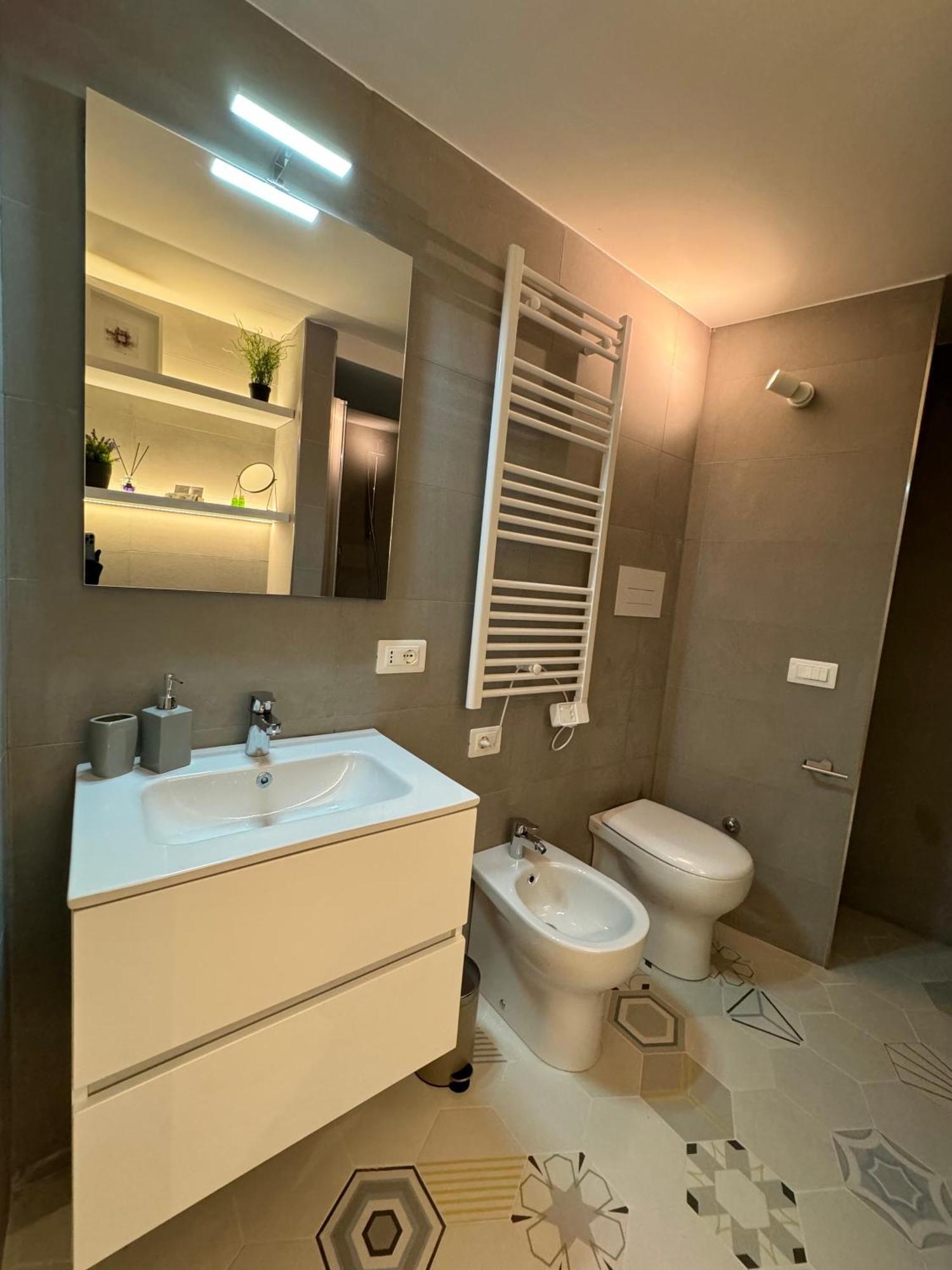 Residenza D'Artista Al Duomo1 Hotel Salerno Eksteriør billede