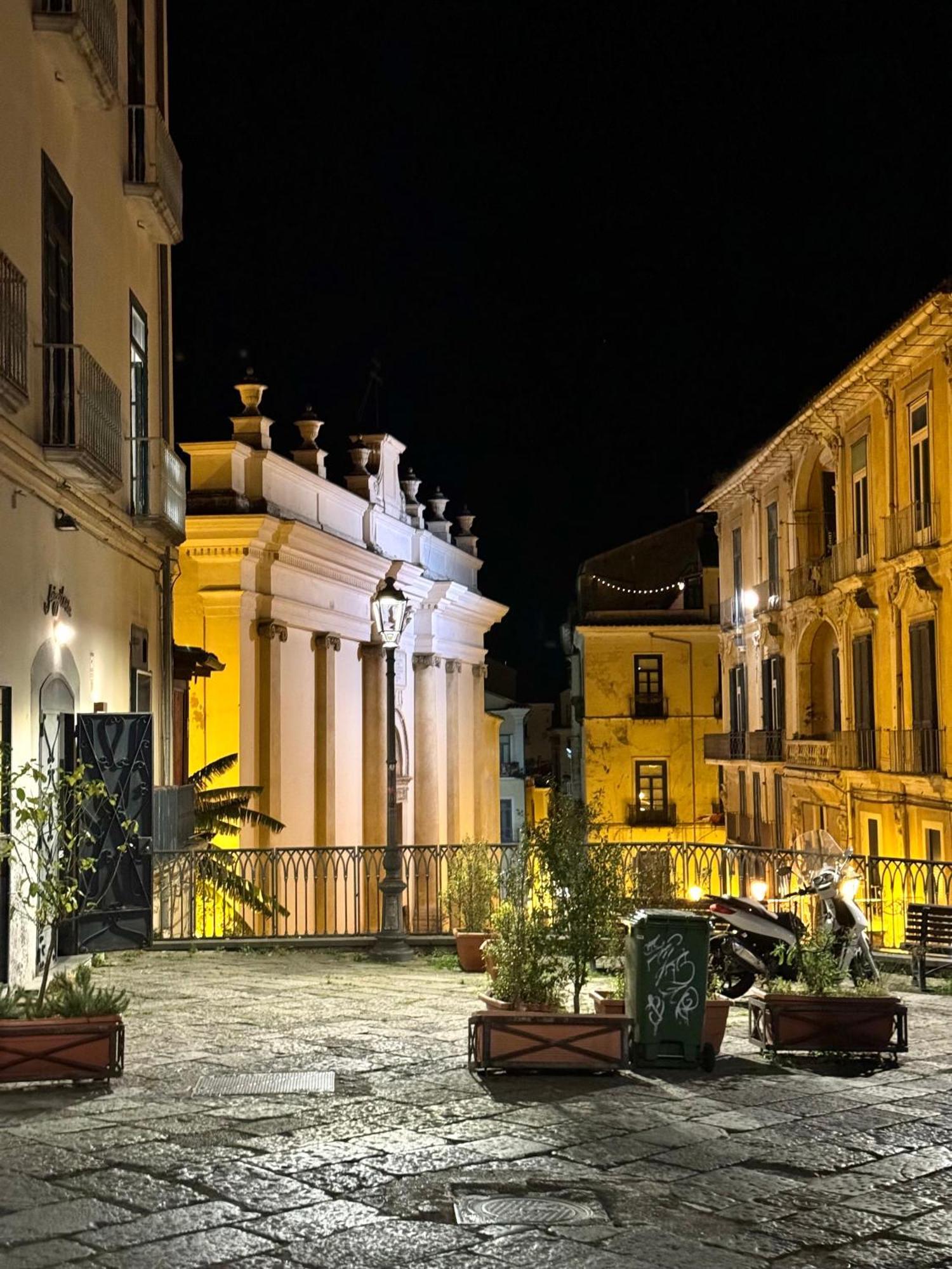 Residenza D'Artista Al Duomo1 Hotel Salerno Eksteriør billede